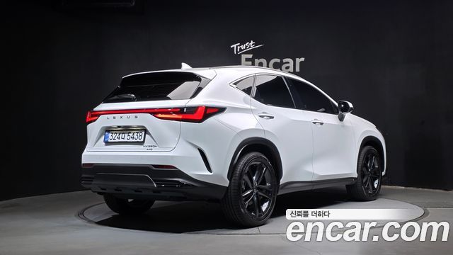 Lexus NX 2026 — photo 2
