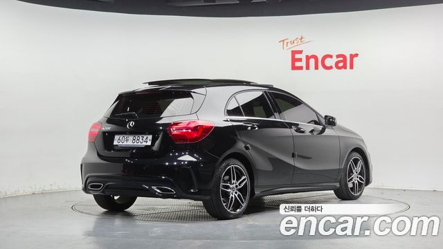Mercedes-Benz A-Class 2018 — photo 2