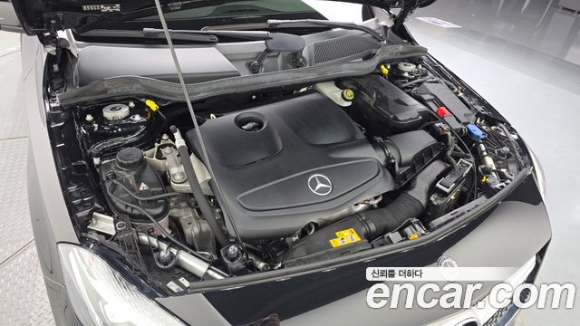Mercedes-Benz A-Class 2018 — photo 6