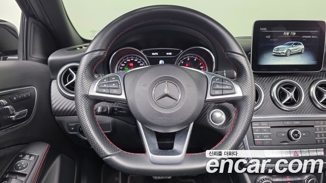Mercedes-Benz A-Class 2018 — photo 19