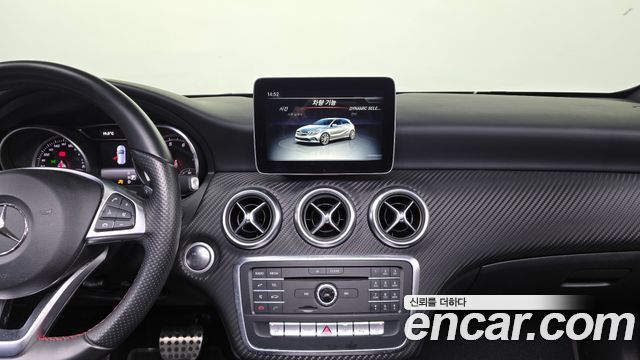 Mercedes-Benz A-Class 2018 — photo 20