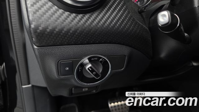 Mercedes-Benz A-Class 2018 — photo 23