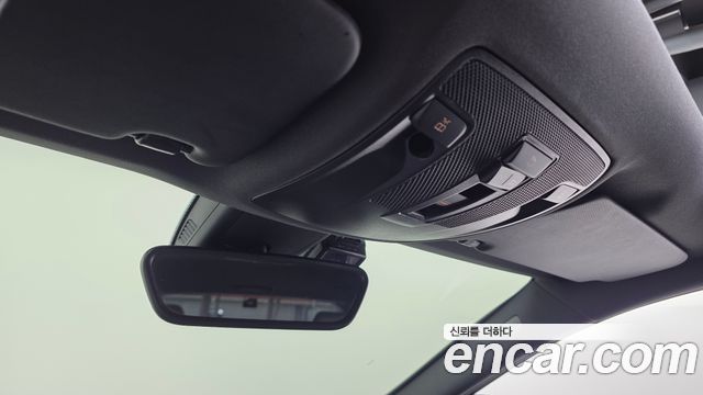 Mercedes-Benz A-Class 2018 — photo 24