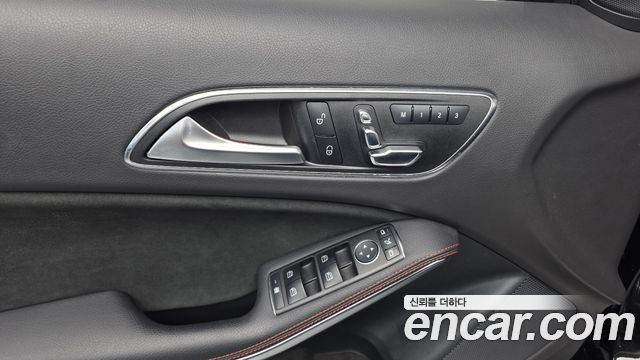 Mercedes-Benz A-Class 2018 — photo 27