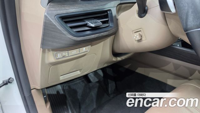 Kia K8 2022 — photo 23