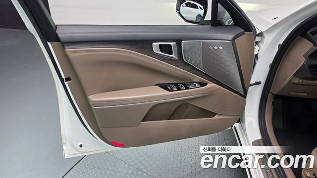 Kia K8 2022 — photo 14