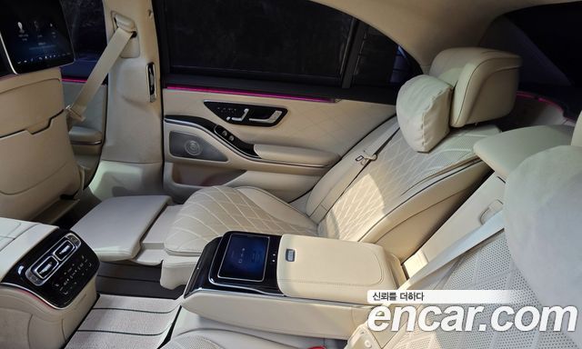 Mercedes-Benz S-Class 2021 — photo 17
