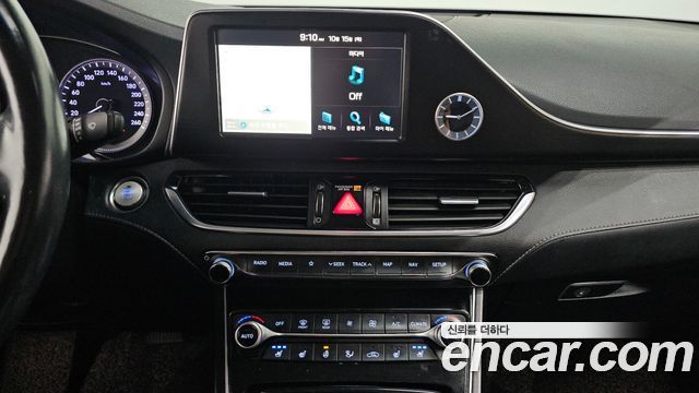 Hyundai Grandeur 2018 — photo 18