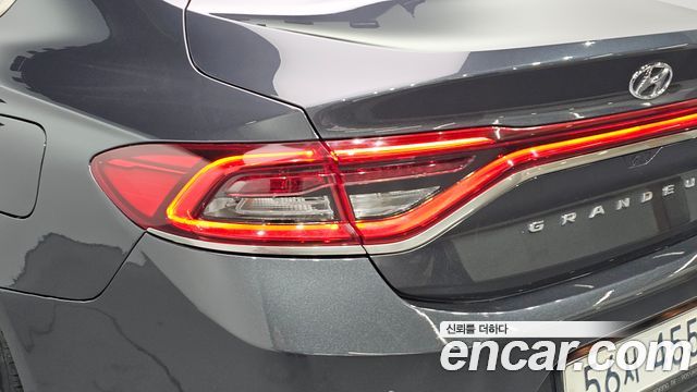 Hyundai Grandeur 2018 — photo 9