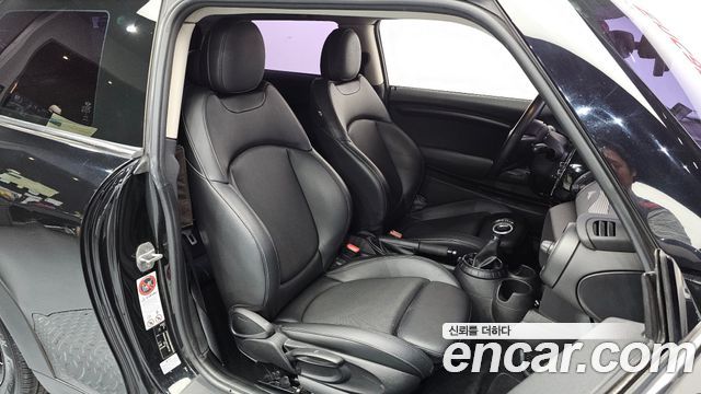 Mini Cooper 2015 — photo 11