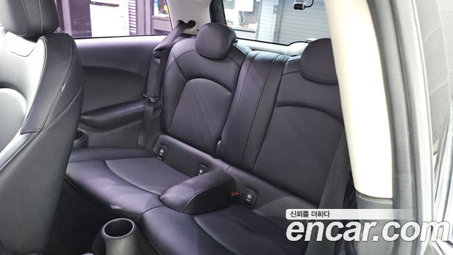 Mini Cooper 2015 — photo 12