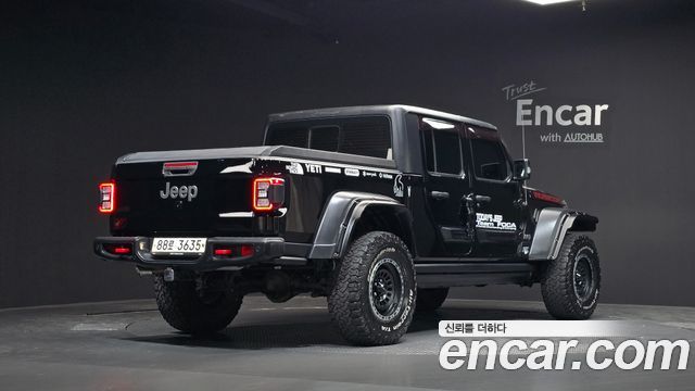 Jeep Gladiator 2021 — photo 2