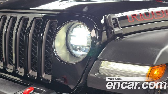 Jeep Gladiator 2021 — photo 8