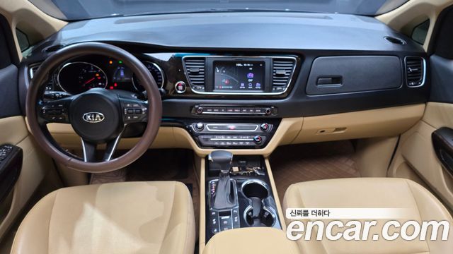 Kia Canival 2020 — photo 7