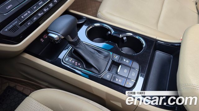 Kia Canival 2020 — photo 9