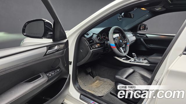 BMW X4 2018 — photo 10