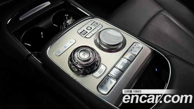 Genesis G90 2022 — photo 12