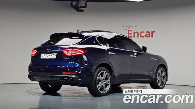 Maserati Levante 2019 — photo 2