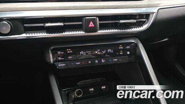 Kia K5 2020 — photo 17