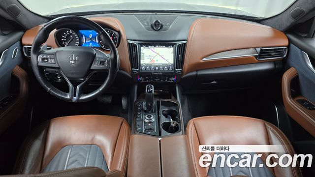 Maserati Levante 2021 — photo 10