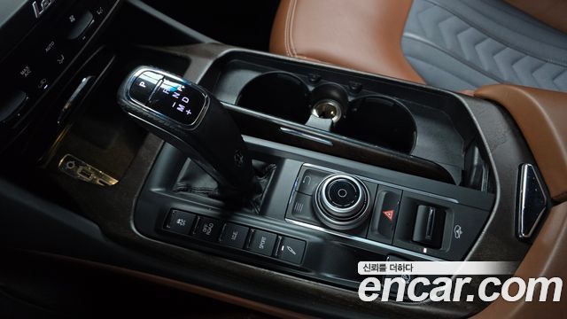 Maserati Levante 2021 — photo 12