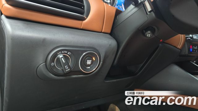 Maserati Levante 2021 — photo 25
