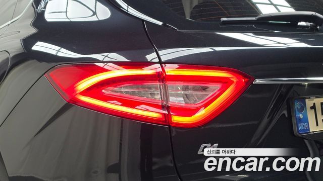 Maserati Levante 2021 — photo 9