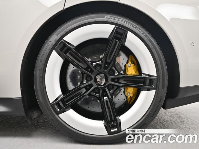 Porsche Taycan 2025 — photo 5