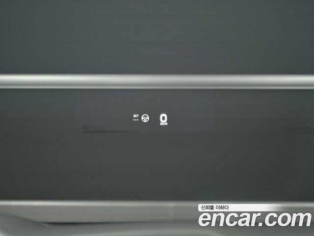 Porsche Taycan 2025 — photo 18