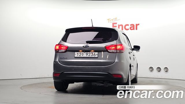 Kia Carens 2014 — photo 4