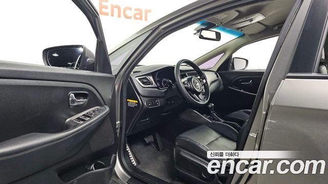 Kia Carens 2014 — photo 13