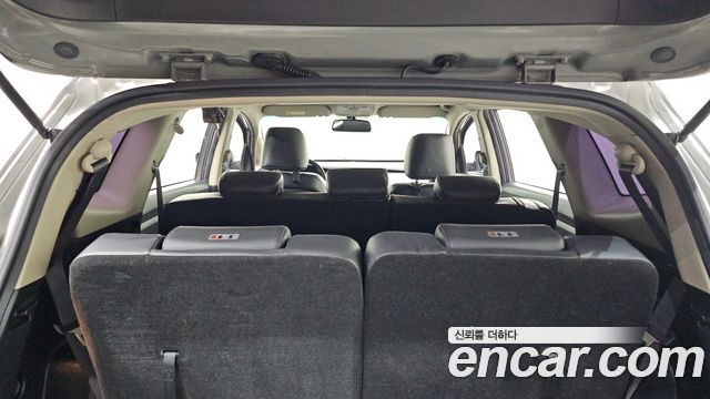 Kia Carens 2014 — photo 29