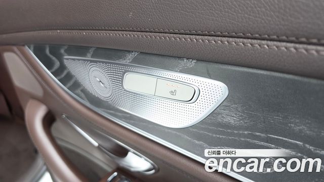 Mercedes-Benz CLS-Class 2020 — photo 25