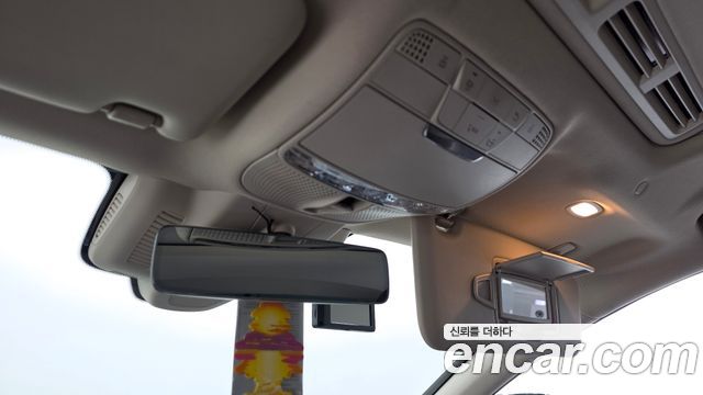 Mercedes-Benz CLS-Class 2020 — photo 26