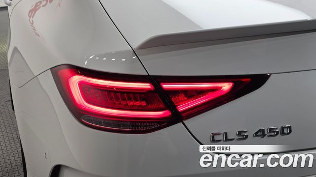 Mercedes-Benz CLS-Class 2020 — photo 9