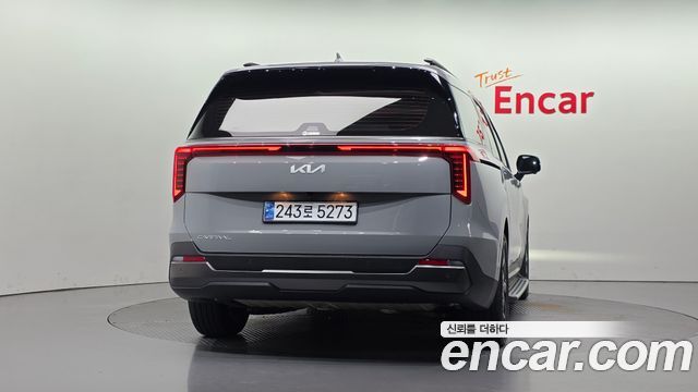 Kia Canival 2025 — photo 4