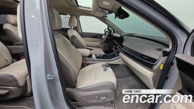 Kia Canival 2025 — photo 16