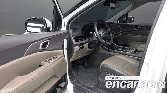 Kia Canival 2025 — photo 13
