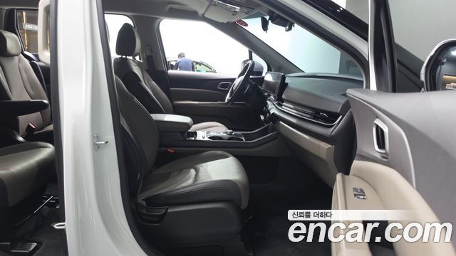 Kia Canival 2025 — photo 17