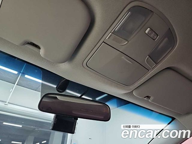 Hyundai Ioniq 2016 — photo 14