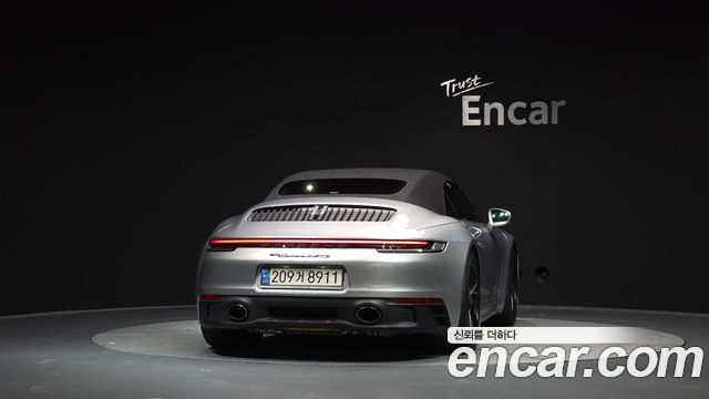 Porsche 911 2022 — photo 4