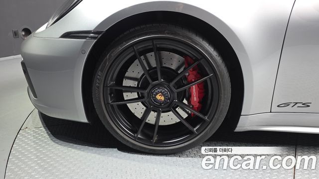 Porsche 911 2022 — photo 5