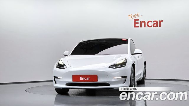 Tesla Model 3 2022 — photo 3