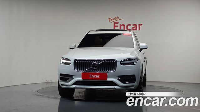 Volvo XC90 2023 — photo 3
