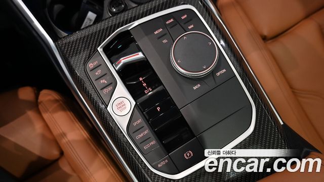 BMW 3-Series 2024 — photo 11