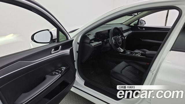 Kia K5 2026 — photo 13