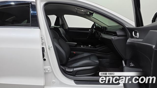 Kia K5 2026 — photo 16