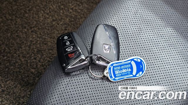 Hyundai Equus 2014 — photo 15