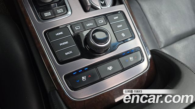 Hyundai Equus 2014 — photo 19