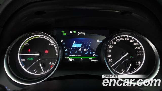 Toyota Camry 2018 — photo 11